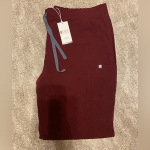 NEW Figs Yola Skinny Scrub Pants